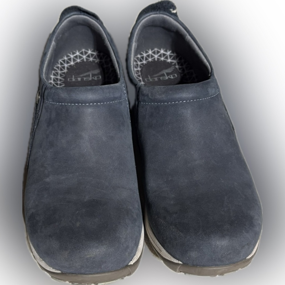 One Pair Women’s Dansko “Patti” Slip-on Shoes EU 40